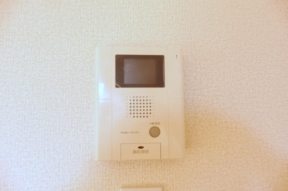 y̑ݔz@